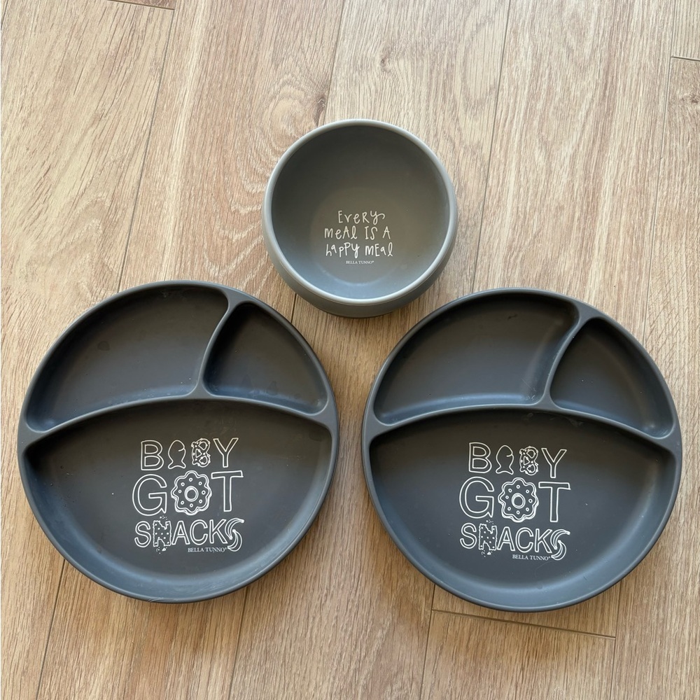 Bella Tunno Gray Suction Plate Set